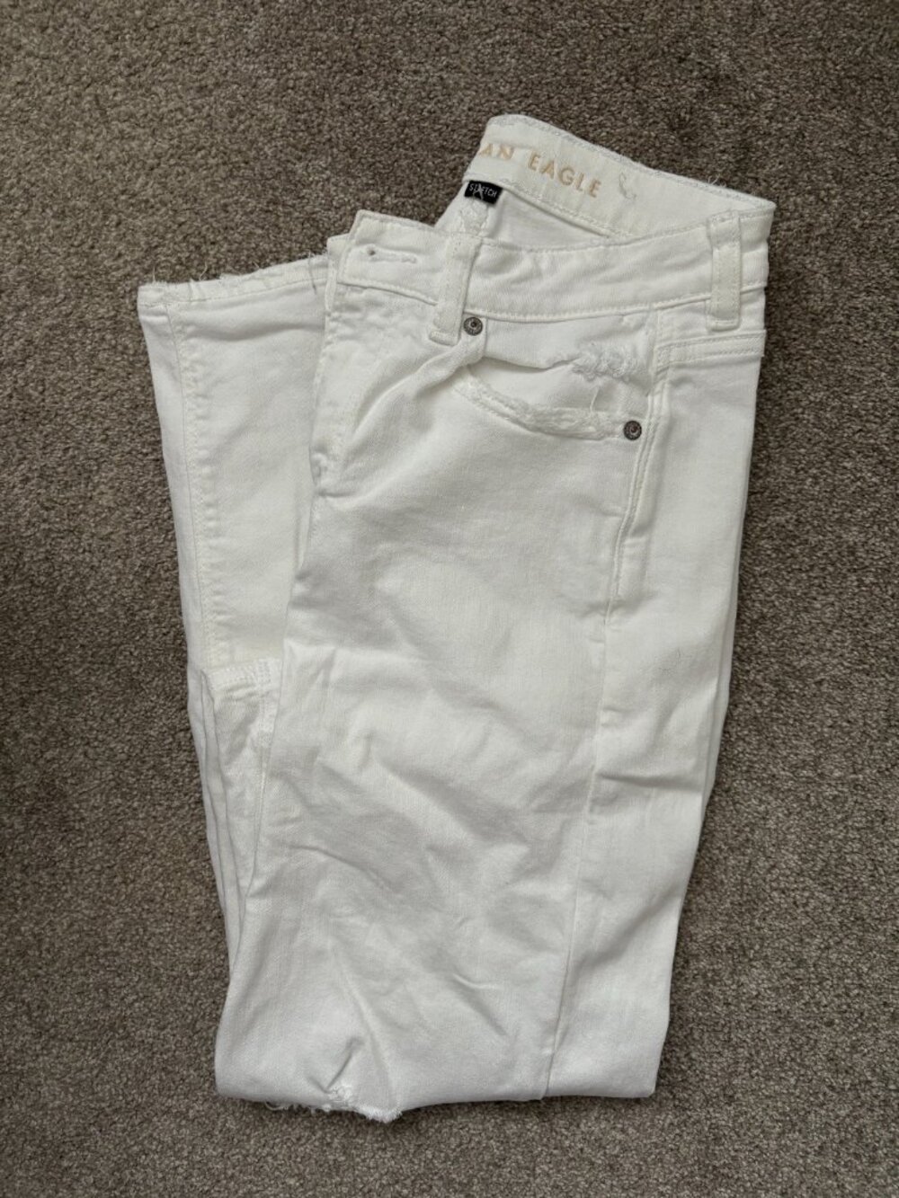 AE Ripped Mom Jean - Picture 2 of 11